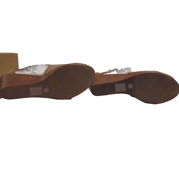 Journee Collection Kedzie Wedge Heeled Sandals Faux Suede Taupe Size 8.5 – New - Picture 8 of 10